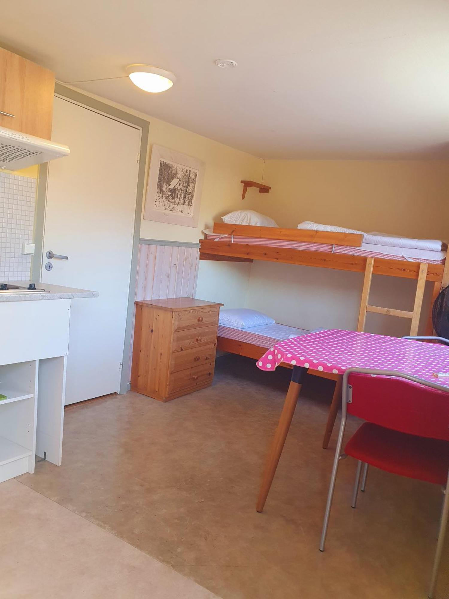 Motel E4 Kolmarden Apartments And Cottages Exterior foto
